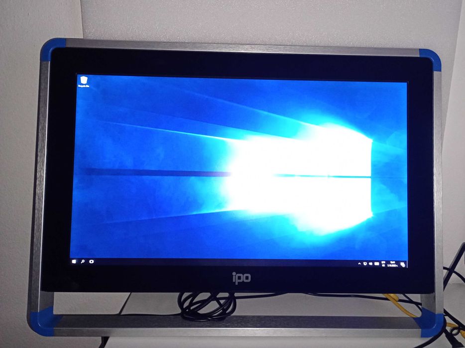 Touchscreen Компютър All in One IPO Technologie FUTURA 21 WCI