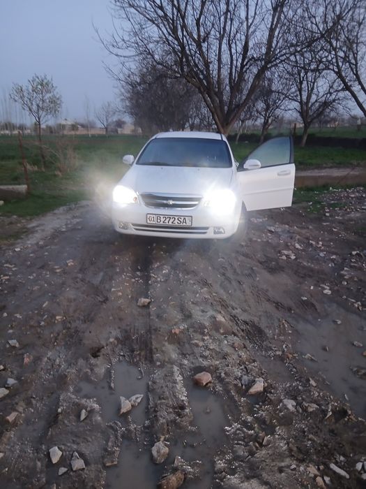 Лачитти 1.8 2013г