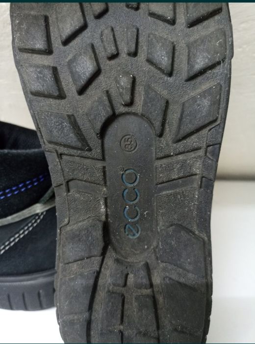 Ботинки Ecco  размер 35( осень) 36,38,40(зима)