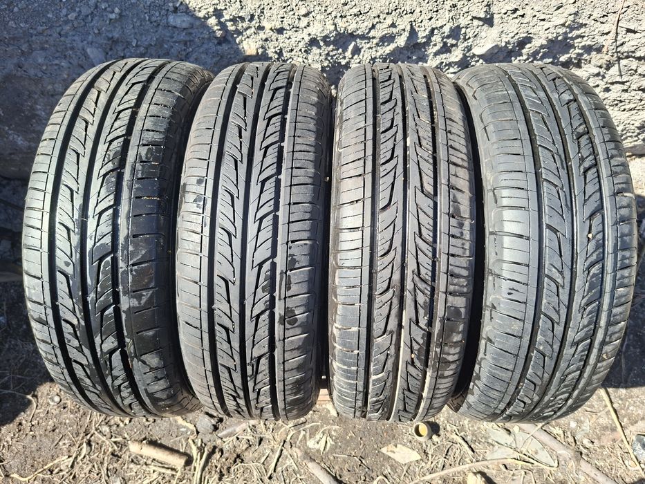 Продам комплект летних  шин  R14