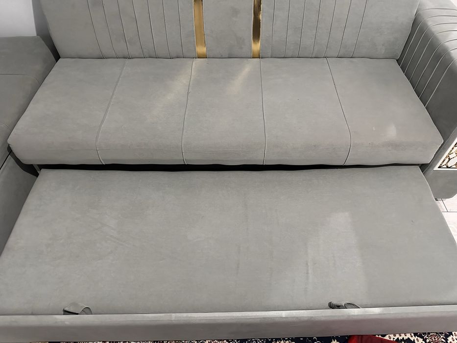 Продам диван 4м!