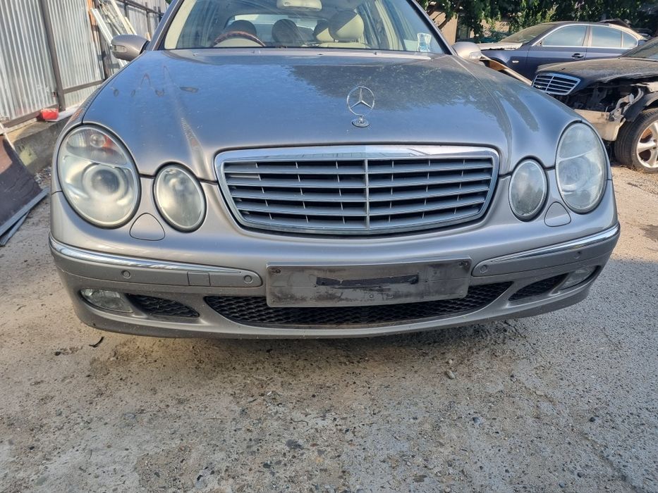 Dezmembrez Mercedes E320 W211 T- model