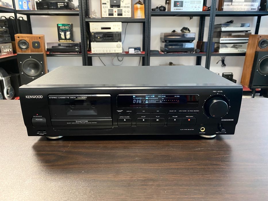 Тримоторен касетен дек Kenwood