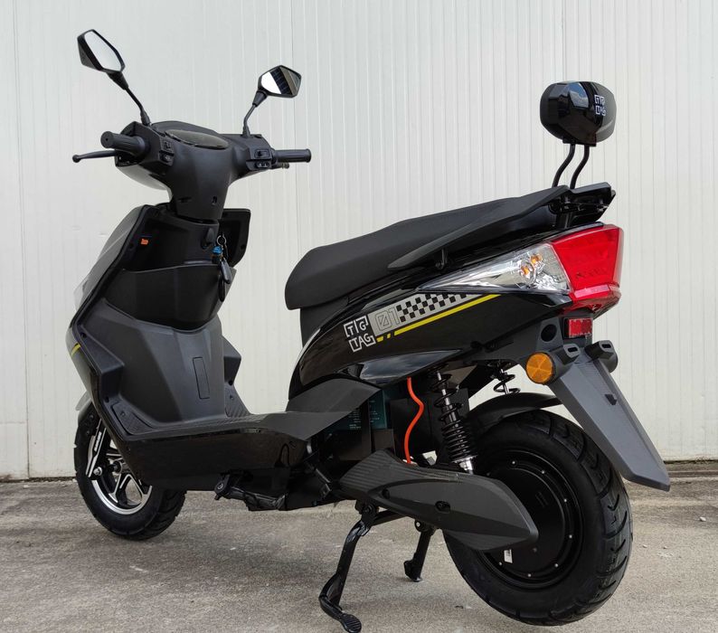 Електрически скутер модел ZG-S 2000W двигател с документи за КАТ черен