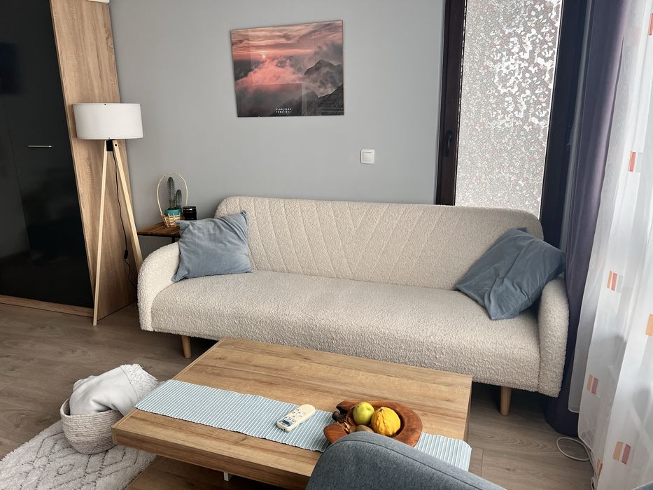 Бежов диван плюш на Jysk