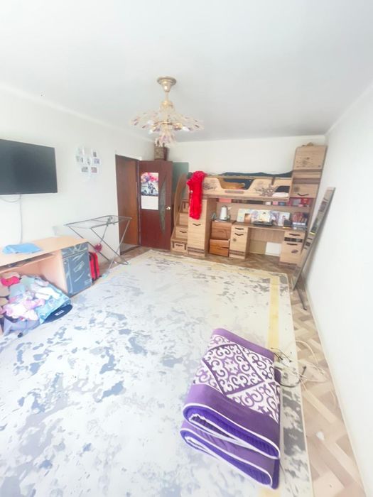Продам полуторку 42кв.м