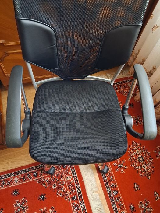 Vand convenabil scaun birou