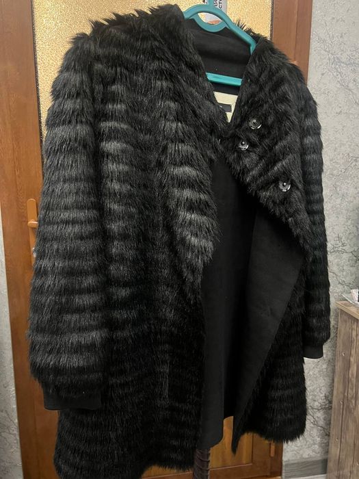 Женская джемпер.