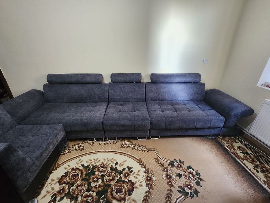 Диван уголок и двухспальный кравать