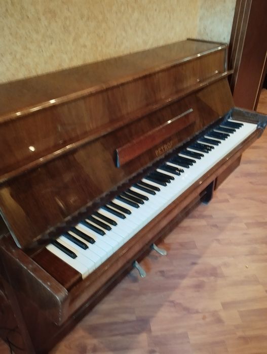 Фортепиано Петроф