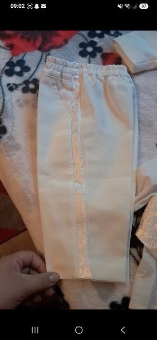 Costum bebe 3 luni