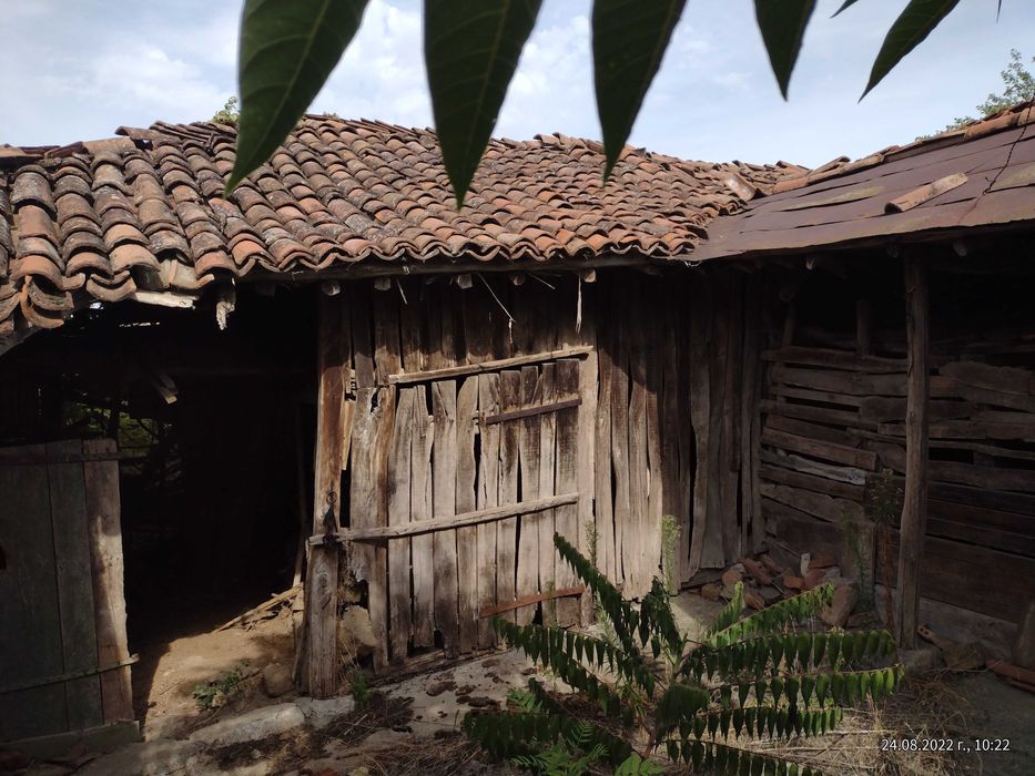 Продава се Къща в Варна, Възраждане 1 - 150 кв.м за 70 €/кв.м - Снимка #13