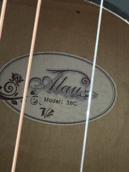 Продается Гитара