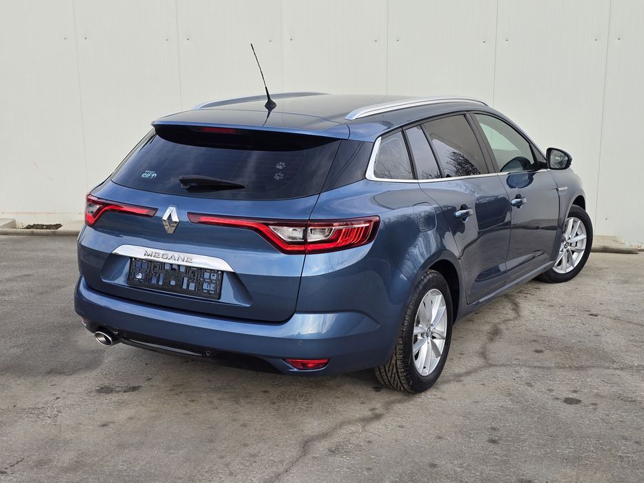 Renault Megane 4 2016/12 Import Recent Km %% REALI