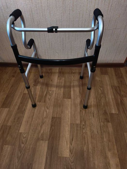 Ходунки для взрослых
