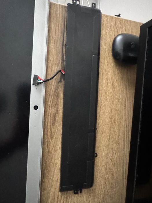 Lenovo y700 15isk на части екран клавиатура батерия зарядно вентилатор