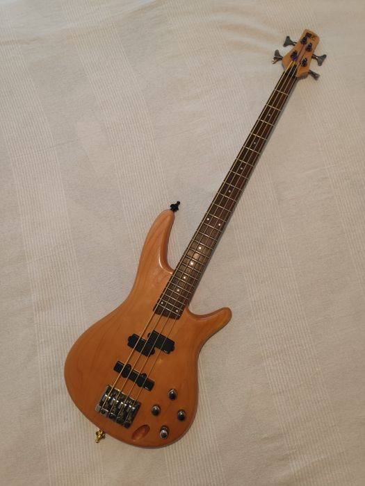Бас китара Ibanez SR400