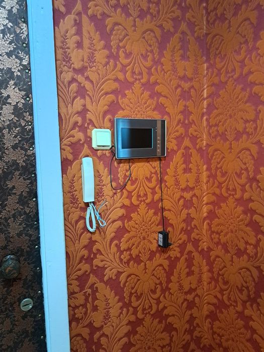 Сдам 2 х комнатную квартиру.