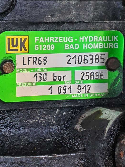 Vând Piese BMW E38 1998 750i casetă direcție radiatoare chedere crem e