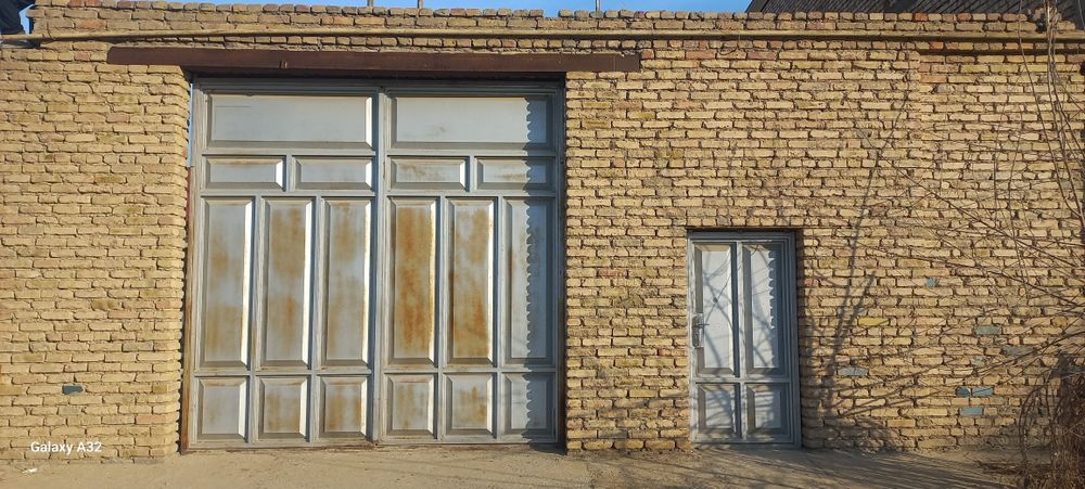 Зудлик билан дарвоза ва калетка сотилади.