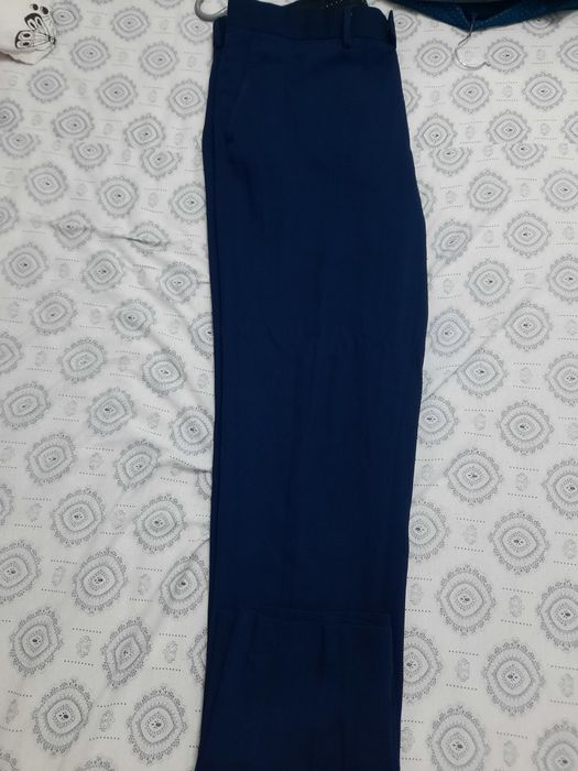 Costum H&M de vânzare  !!!