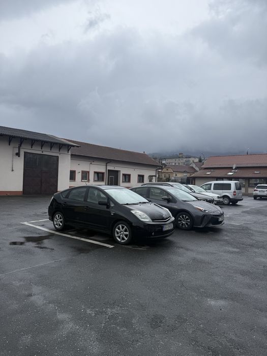 Inchiriez Spatiu Comercial/Garaj/Depozit 70 MP Codlea,Central