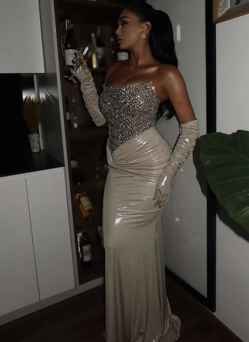 Rochie de ocazie cu pietre si cristale swarovski