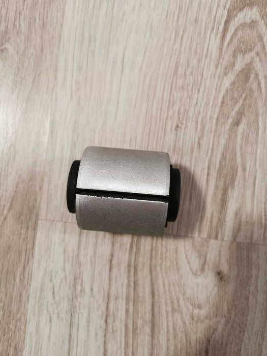 Bucși noi basculă  de jos, punte spate Bmw E 60 Lemforder  originale