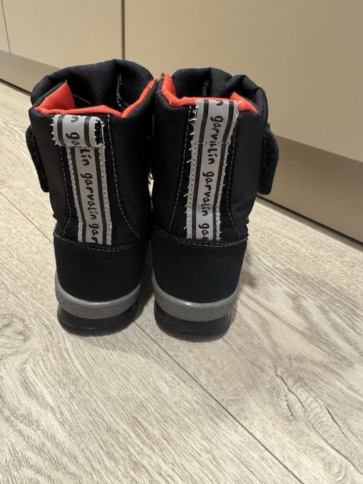 Детски апрески Garvalin