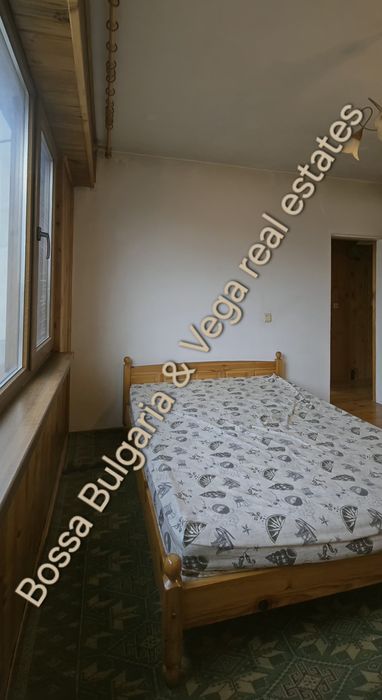 Продава се Тристаен апартамент в Горна Оряховица - 75 кв.м за 1156 €/кв.м - Снимка #3