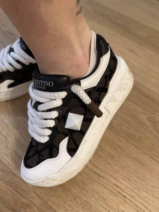 Adidasi dama Valentino 36