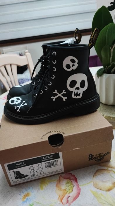 Bocanci Dr.Martens Nr 35