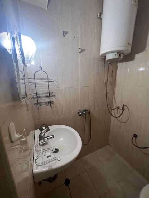 Дава се под наем Едностаен апартамент в Бургас, Акациите - 45 кв.м за 183.6 € - Снимка #3