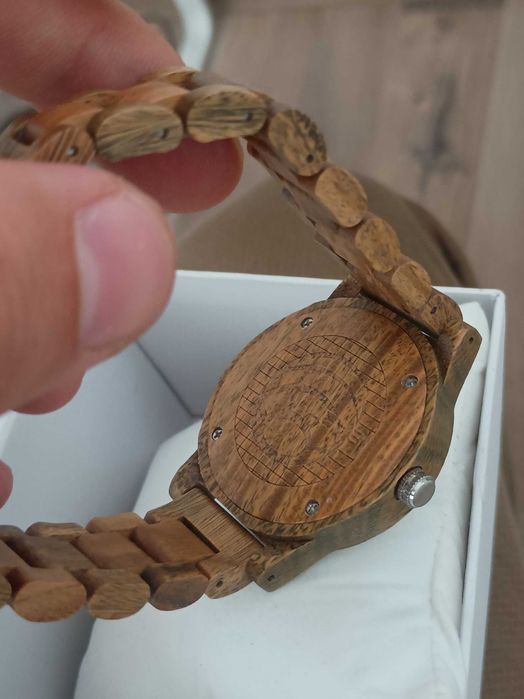 Ceas din lemn / wood earth