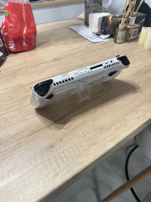 ASUS ROG Ally Z1 Extreme | 512GB | Folie sticlă + husă + cutie |