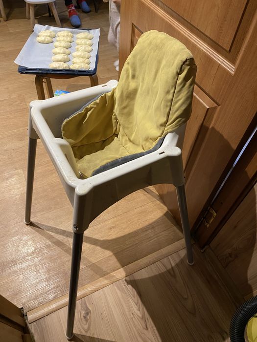 Отдам детский стул от Икея