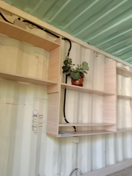 Настенная полка из ДСП