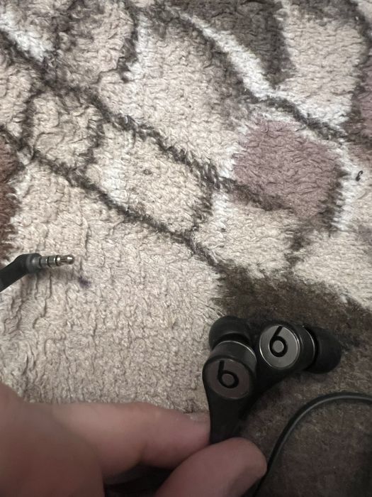 Casti audio in ear beats