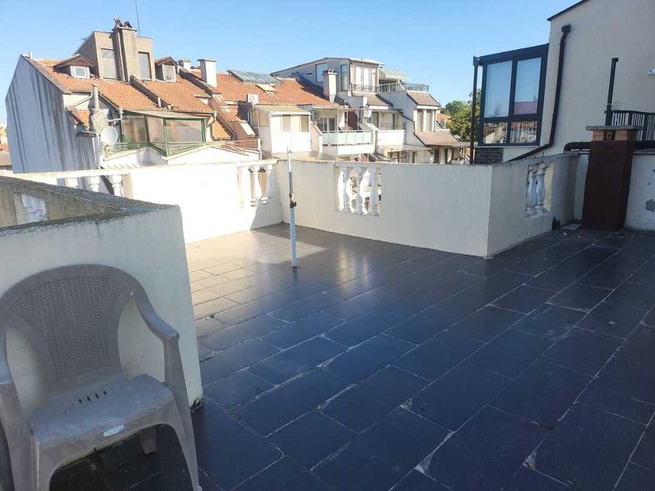 Дава се под наем Двустаен апартамент в Бургас, Център - 70 кв.м за 504.9 € - Снимка #6