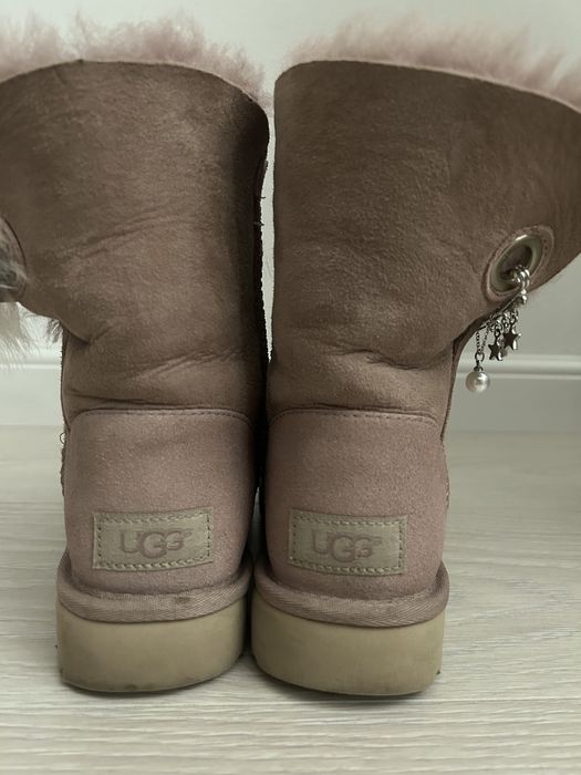 UGG cizme inalte