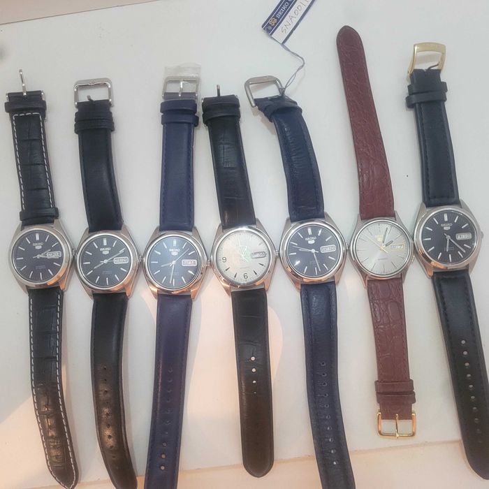 SEIKO 5 AUTOMATIC  на часовник