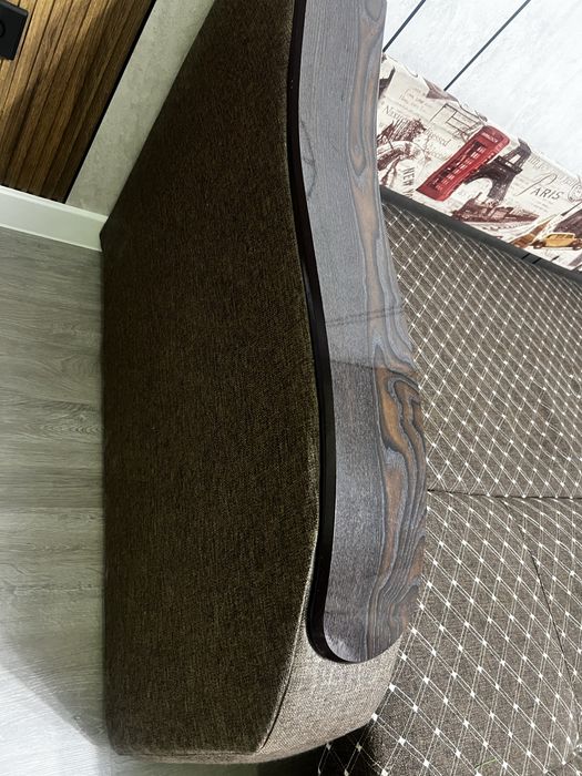 Диван раскладной в отличном состоянии