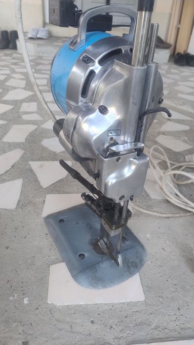 Curis, mașina de tăiat