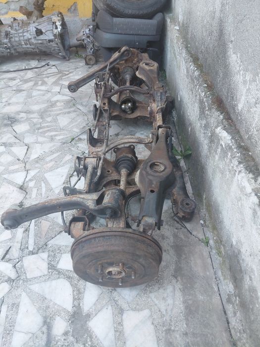 Punte spate complecta Suzuki Grand Vitara 1,9 diesel an 2009 euro 4