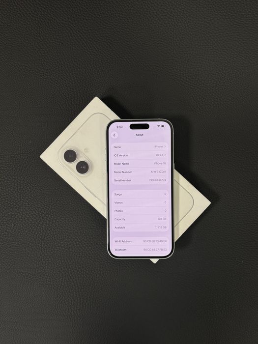 Продавам iPhone 16 5 цикъла
