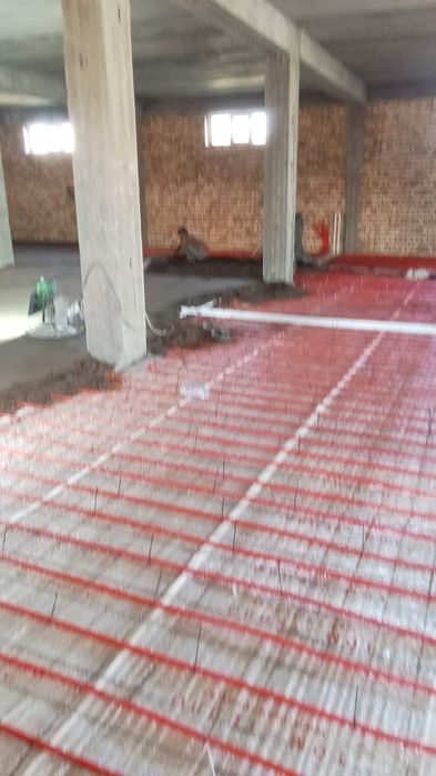 Пол  Сухой стиящка