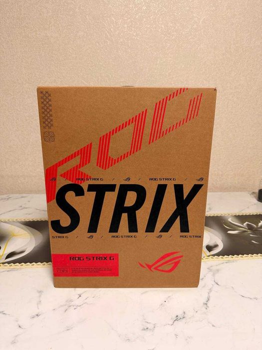 Asus Rog Strix G814J
