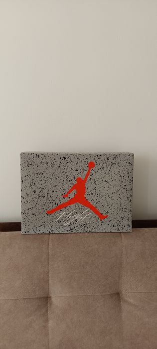 Air Jordan 4 Retro "Bred Reimagined"