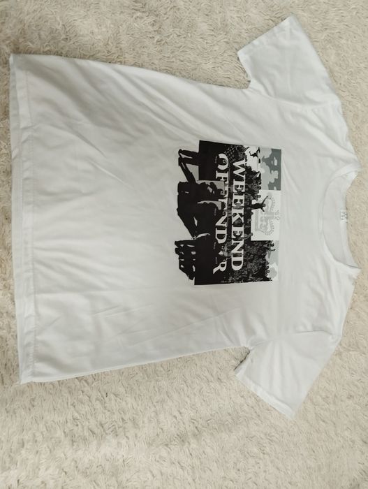 Футболка weekend offender