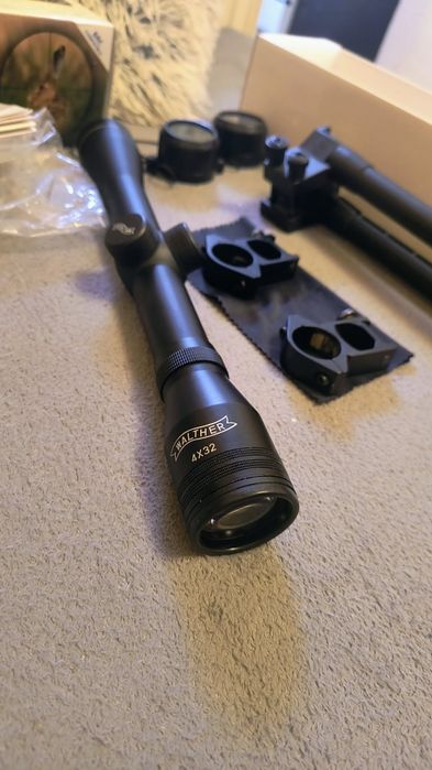 Lunetă+bipod+suporți prindere.

Ris 22mm.
Lunetă Walther 4x32.
Bipod t